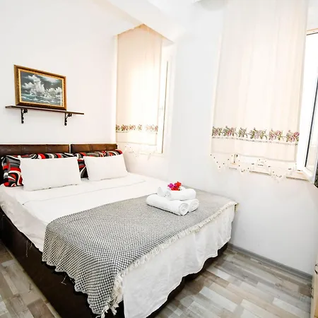 Caglar My Hause טורגוטריס