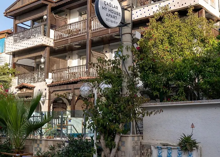 Apartahotel Caglar My Hause 3*
