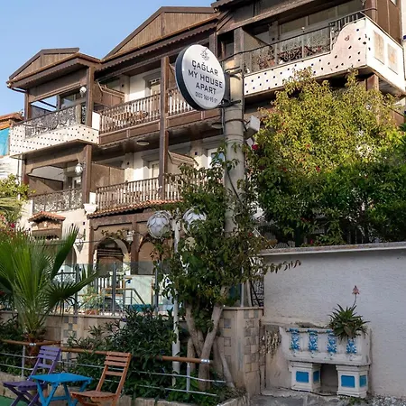 Lägenhetshotell Caglar My Hause 4*