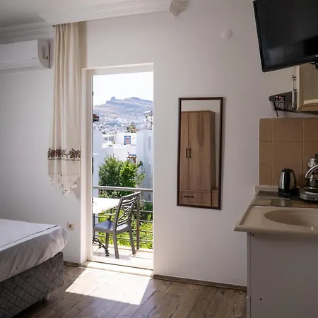 Ξενοδοχείο με διαμερίσματα Caglar My Hause